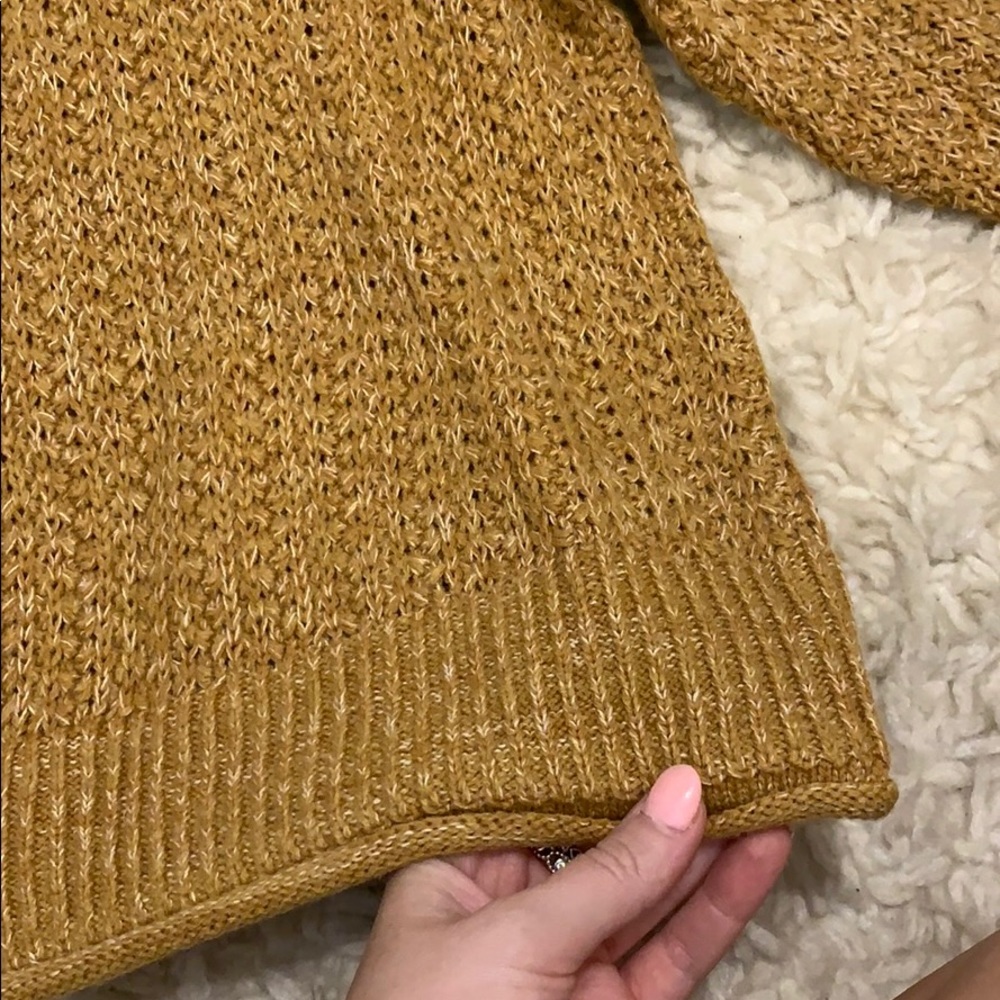Mustard Universal Thread sweater - Picture 3 of 4